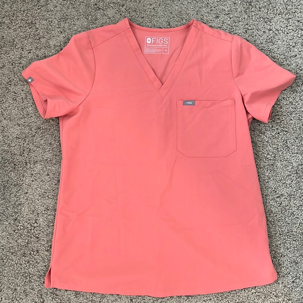 Figs scrub top